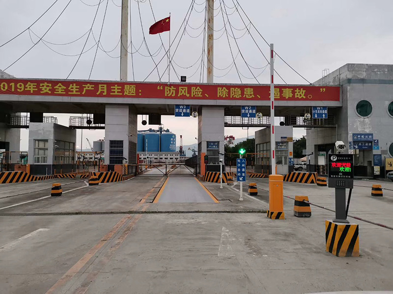 惠州港外貿閘口車牌識別管控系統(tǒng)